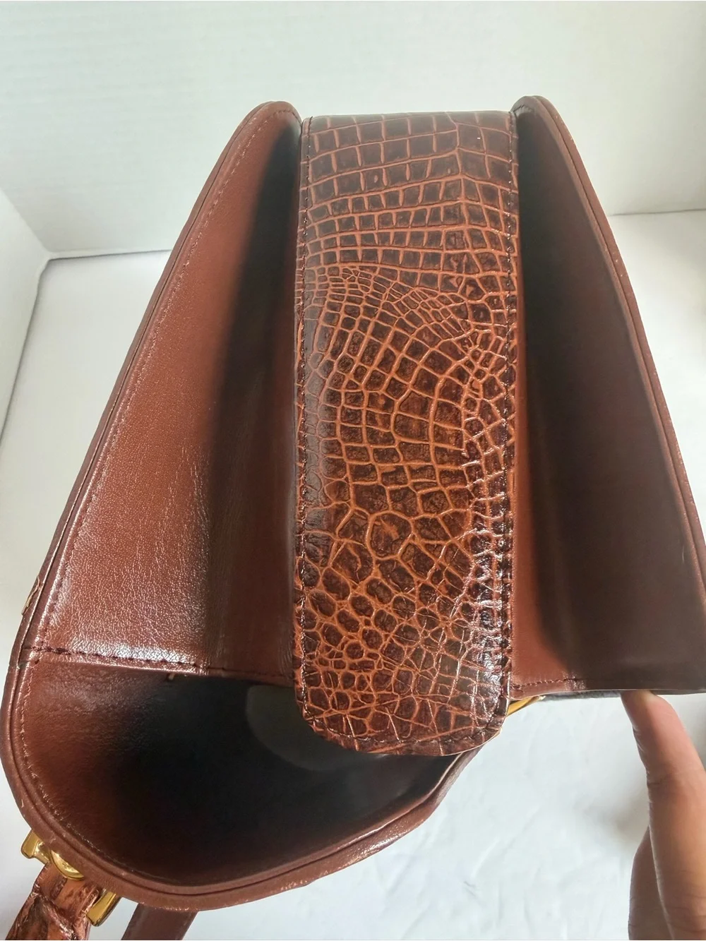 Crocodile sling 2 way crossbody